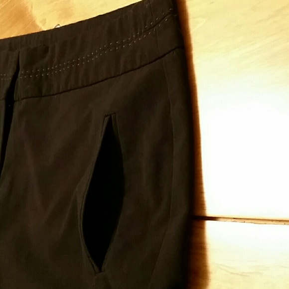 Like new Sharagano capris - Picture 6 of 8